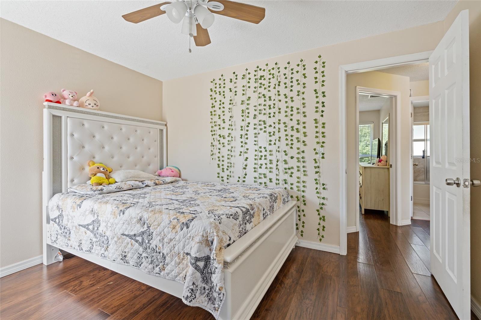 SEVEN SPGS HOMES - Residential