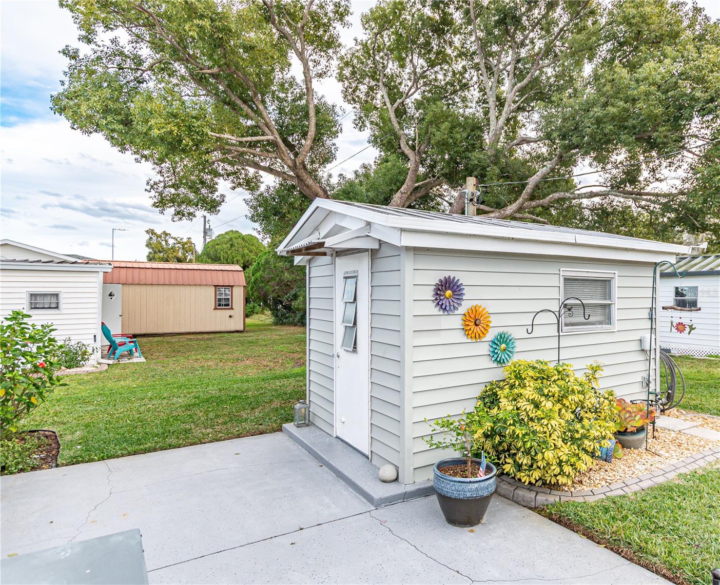 BETMAR ACRES - Residential