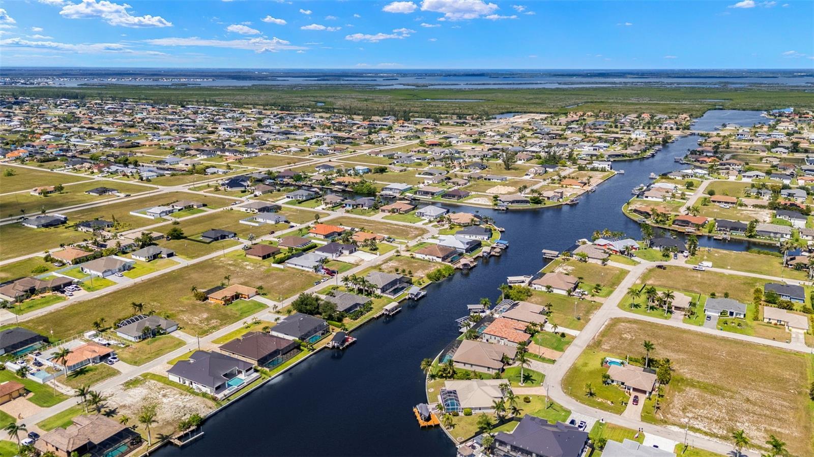 CAPE CORAL - Residential