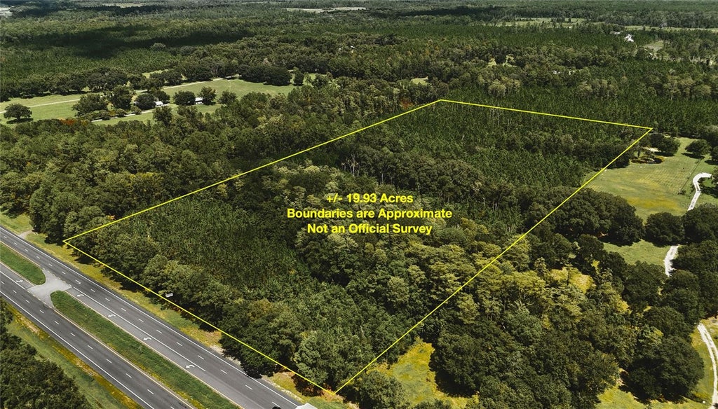 Photo of 18709 NE Us Highway 301, Waldo, FL 32694 (MLS # OM731377)