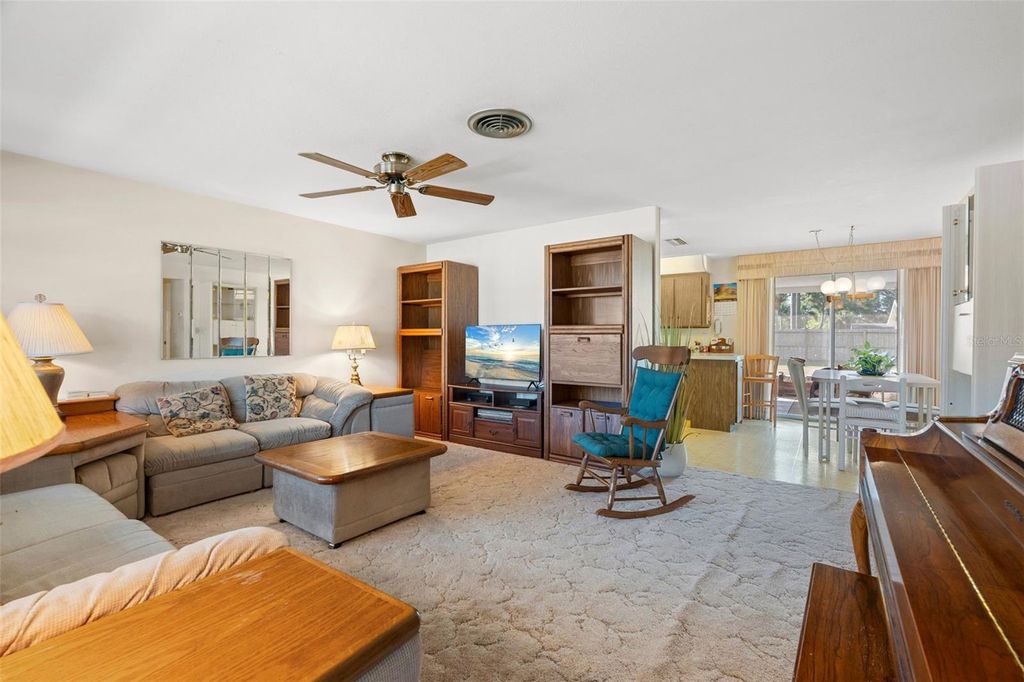 Photo of 2952 Sequoia Lane, Sarasota, FL 34237 (MLS # A4669558)