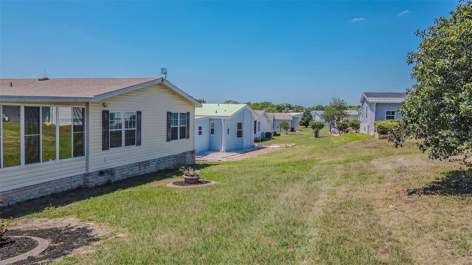 GRAND HORIZONS - Residential