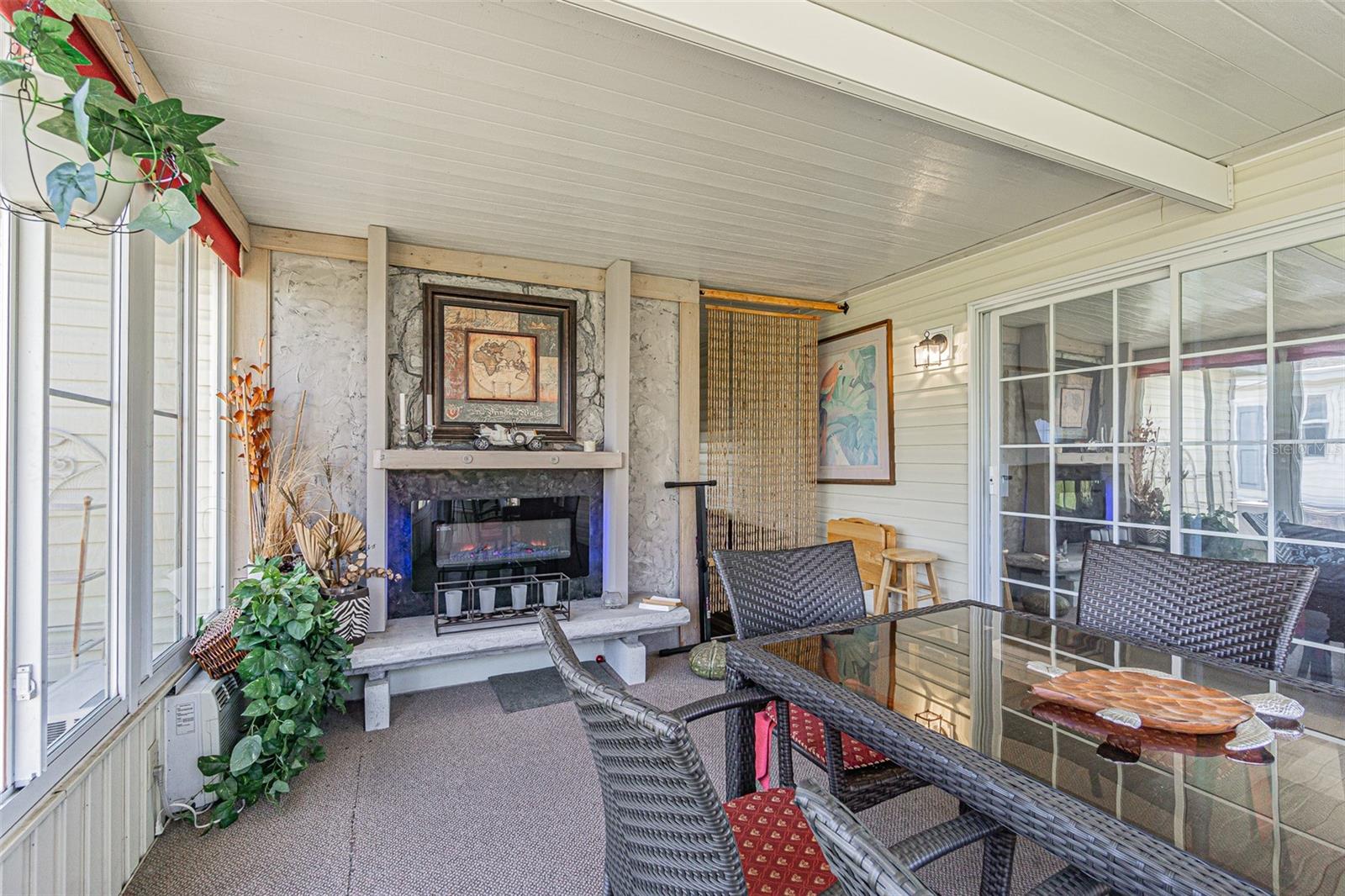 GRAND HORIZONS - Residential