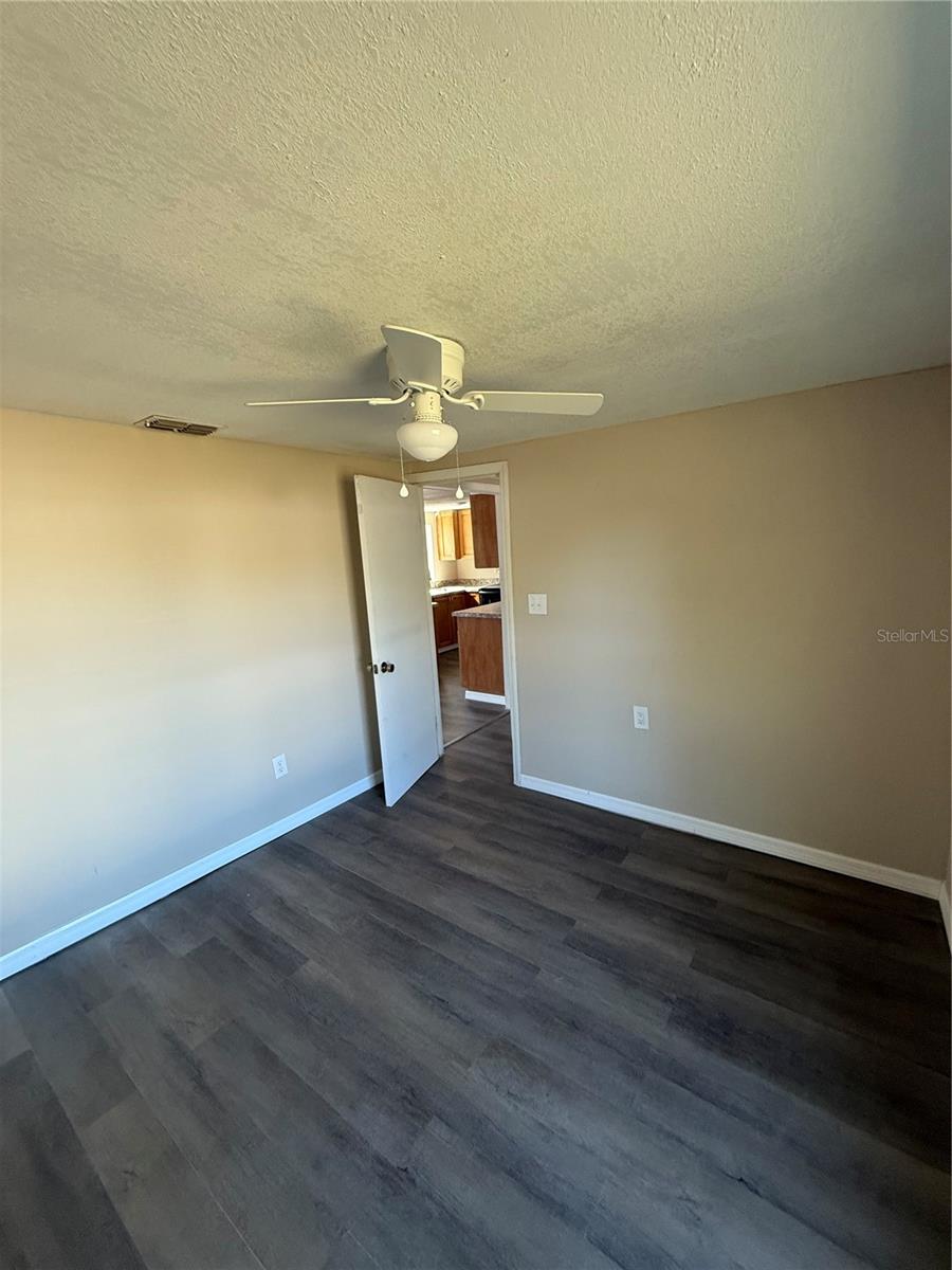 AZALEA PARK - Residential