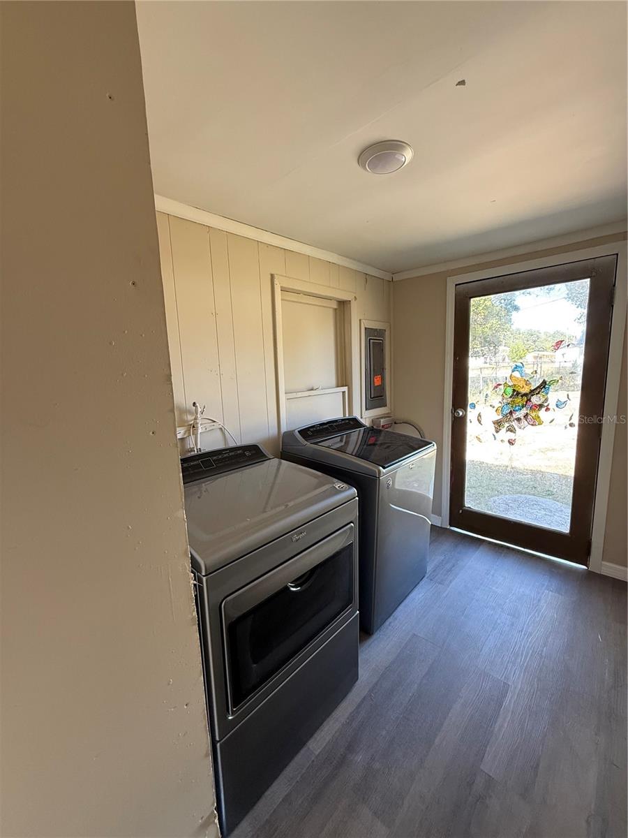 AZALEA PARK - Residential