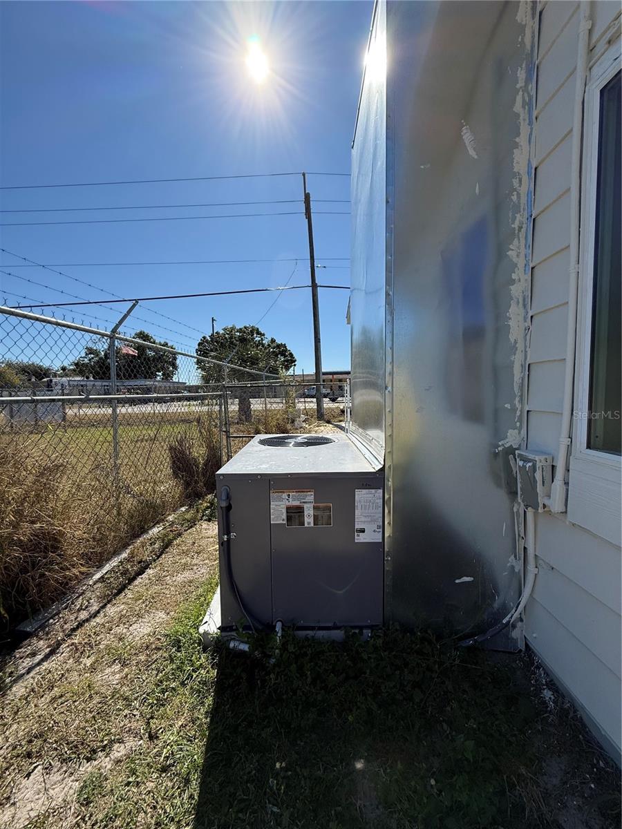 AZALEA PARK - Residential