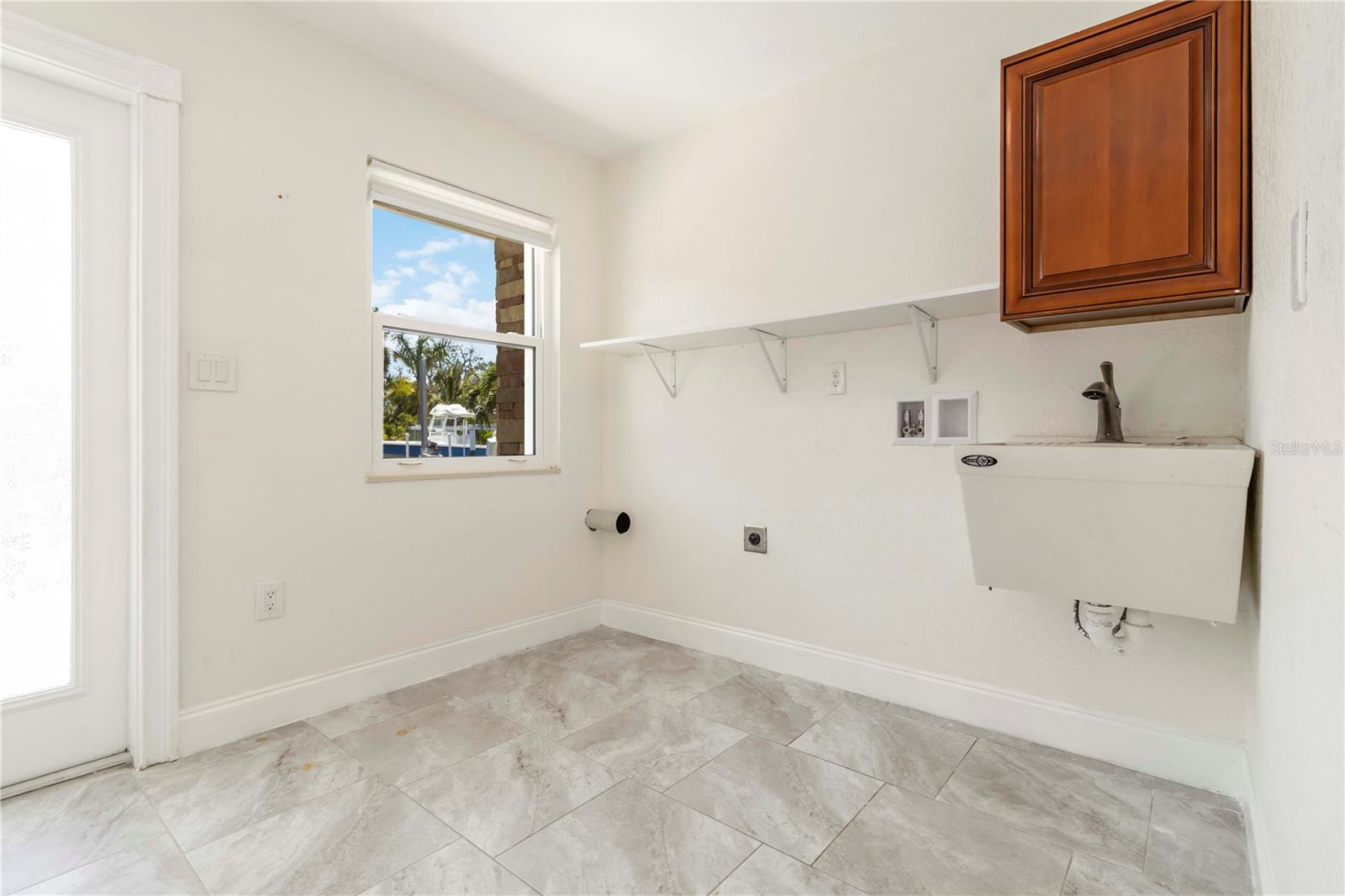 ENGLEWOOD GARDENS - Residential