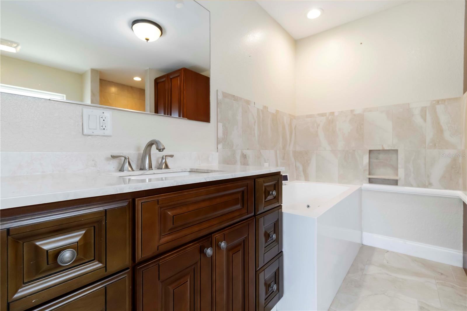 ENGLEWOOD GARDENS - Residential