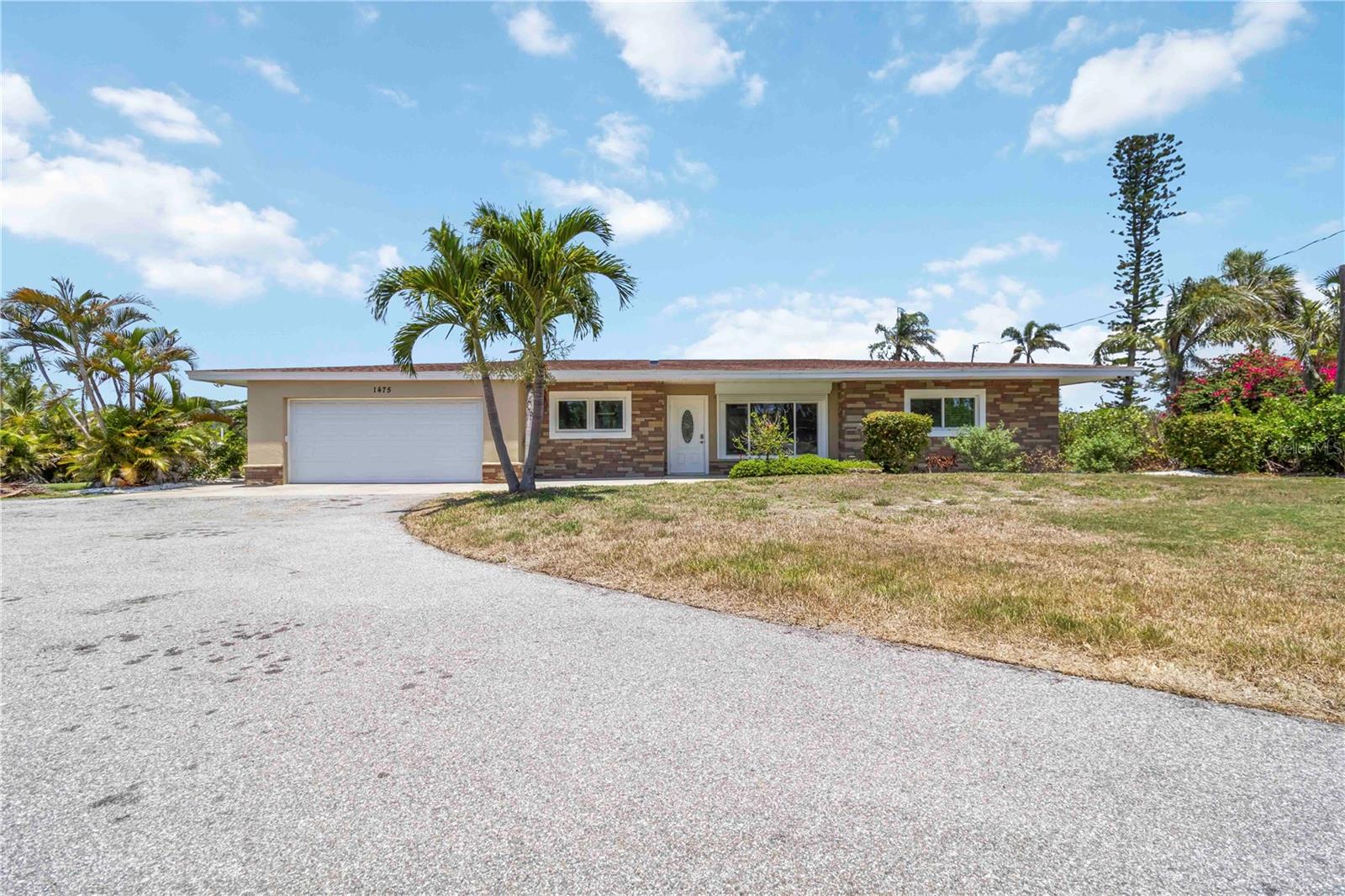 1475 BAYSHORE DRIVE