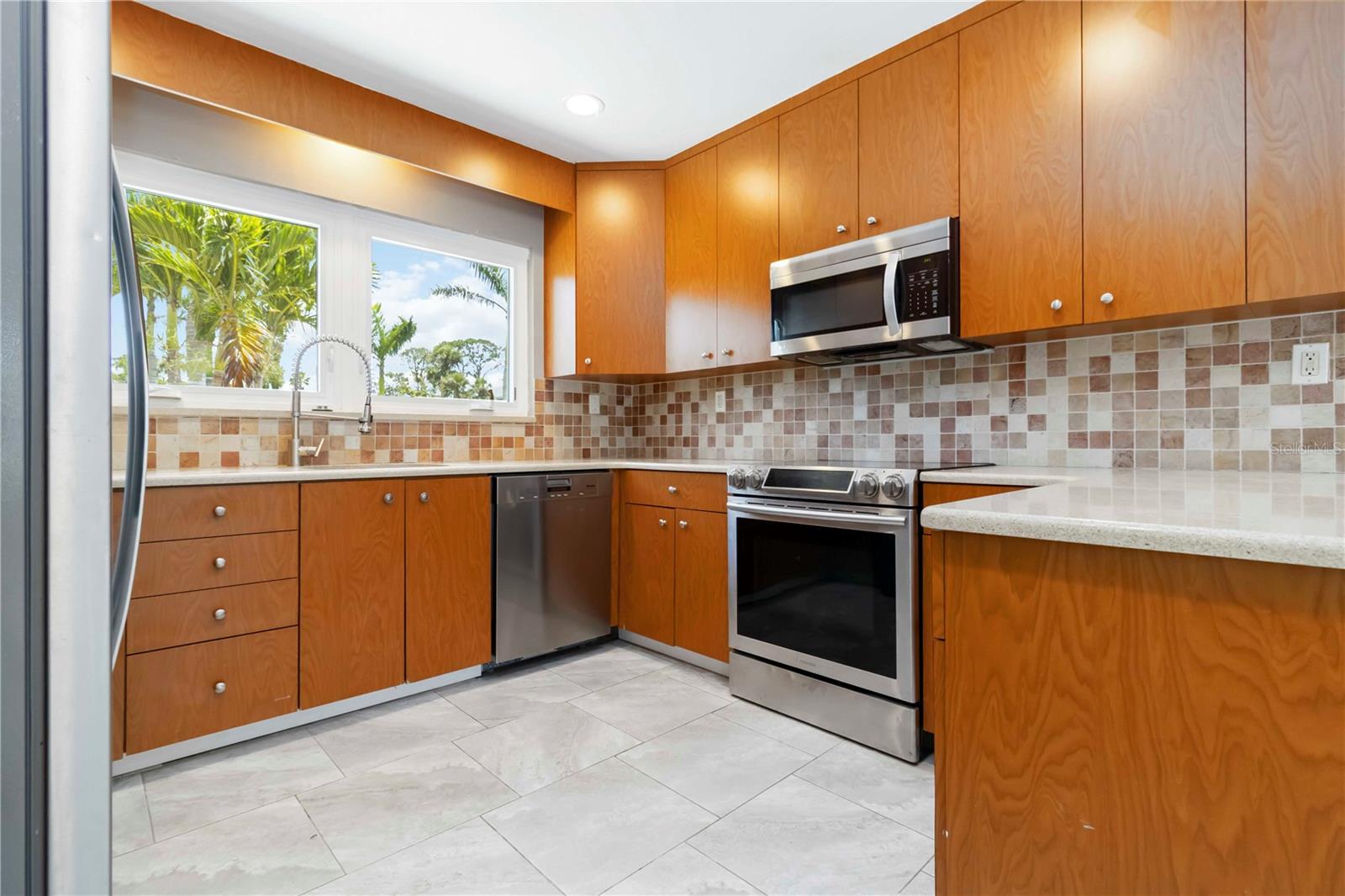 ENGLEWOOD GARDENS - Residential