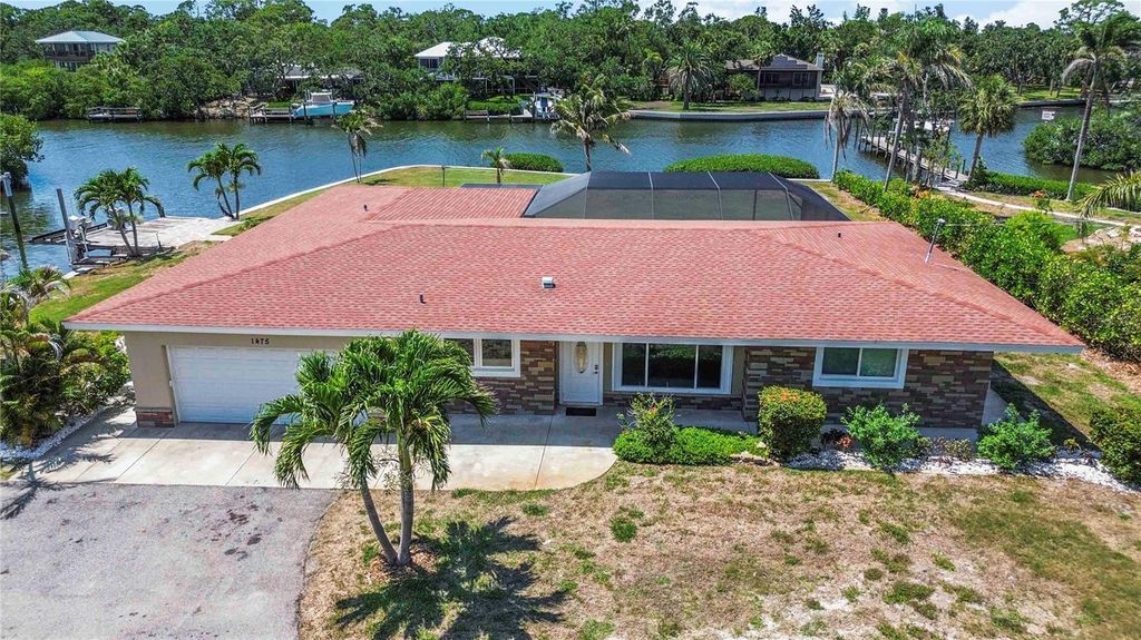Photo of 1475 Bayshore Drive, Englewood, FL 34223 (MLS # A4653836)