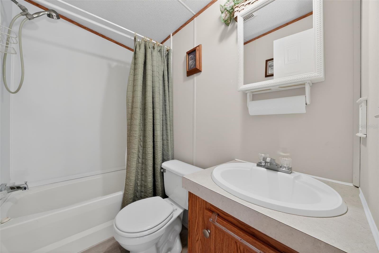 PORT MALABAR HOLIDAY PARK UNIT 01 - Residential