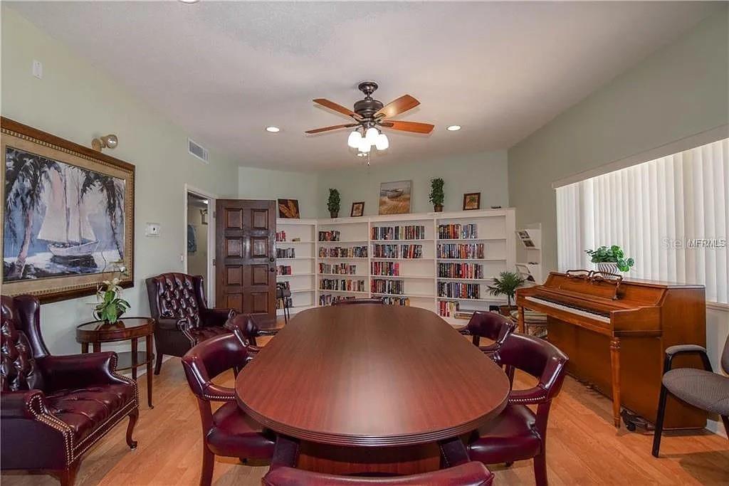 IMPERIAL POINT CONDO - Residential