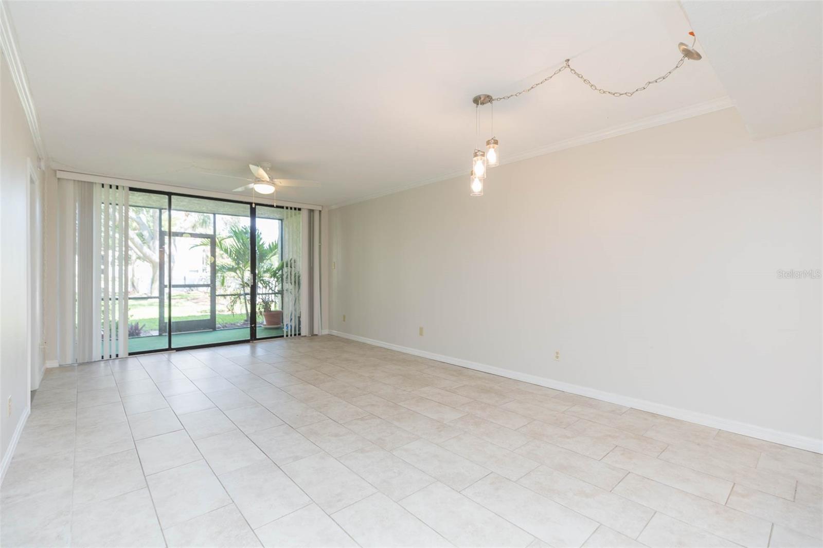 LAKEVIEW OF LARGO - Residential Lease