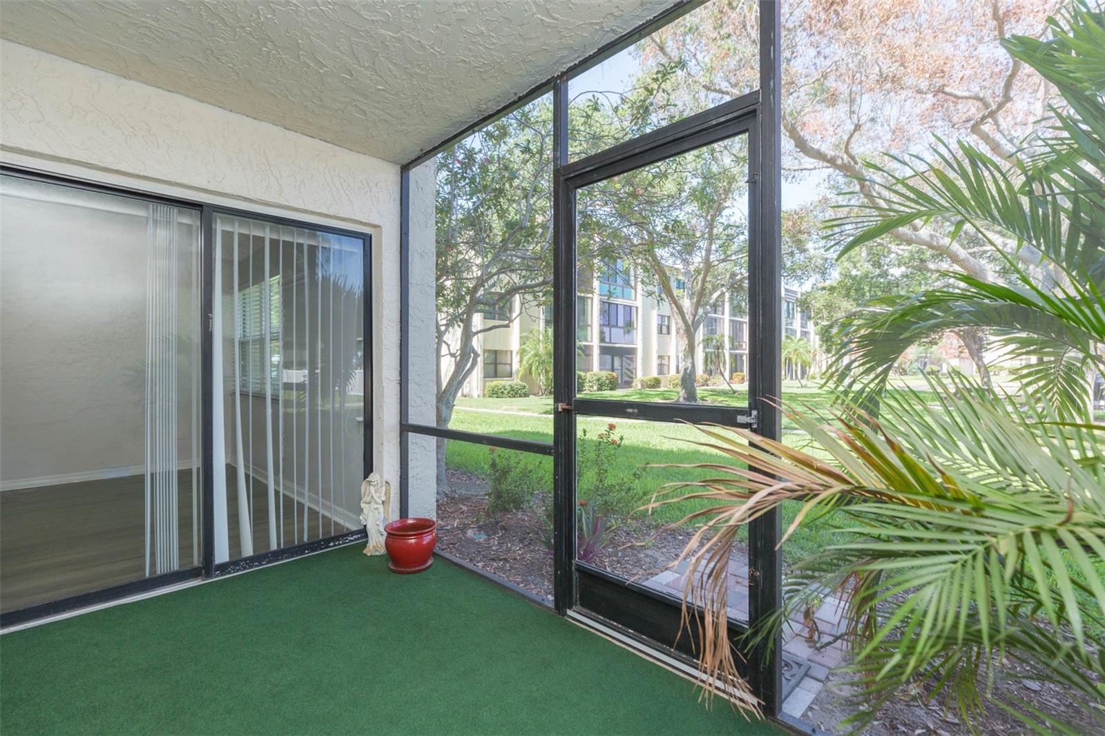 LAKEVIEW OF LARGO - Residential Lease