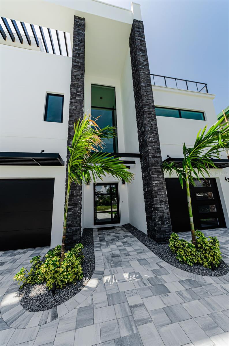 43 DOLPHIN DRIVE