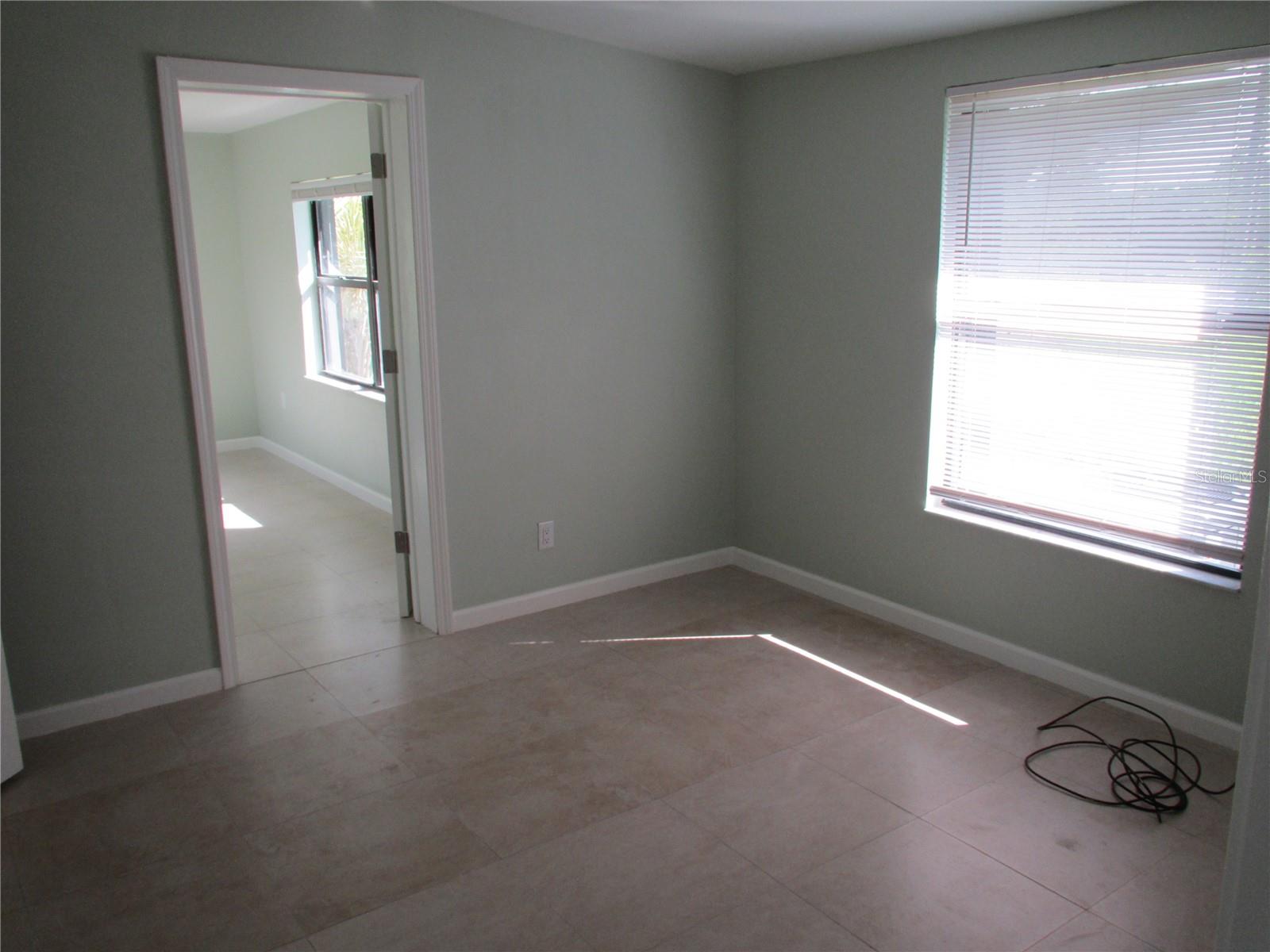 AQUI ESTATE UNIT 01 - Residential Lease
