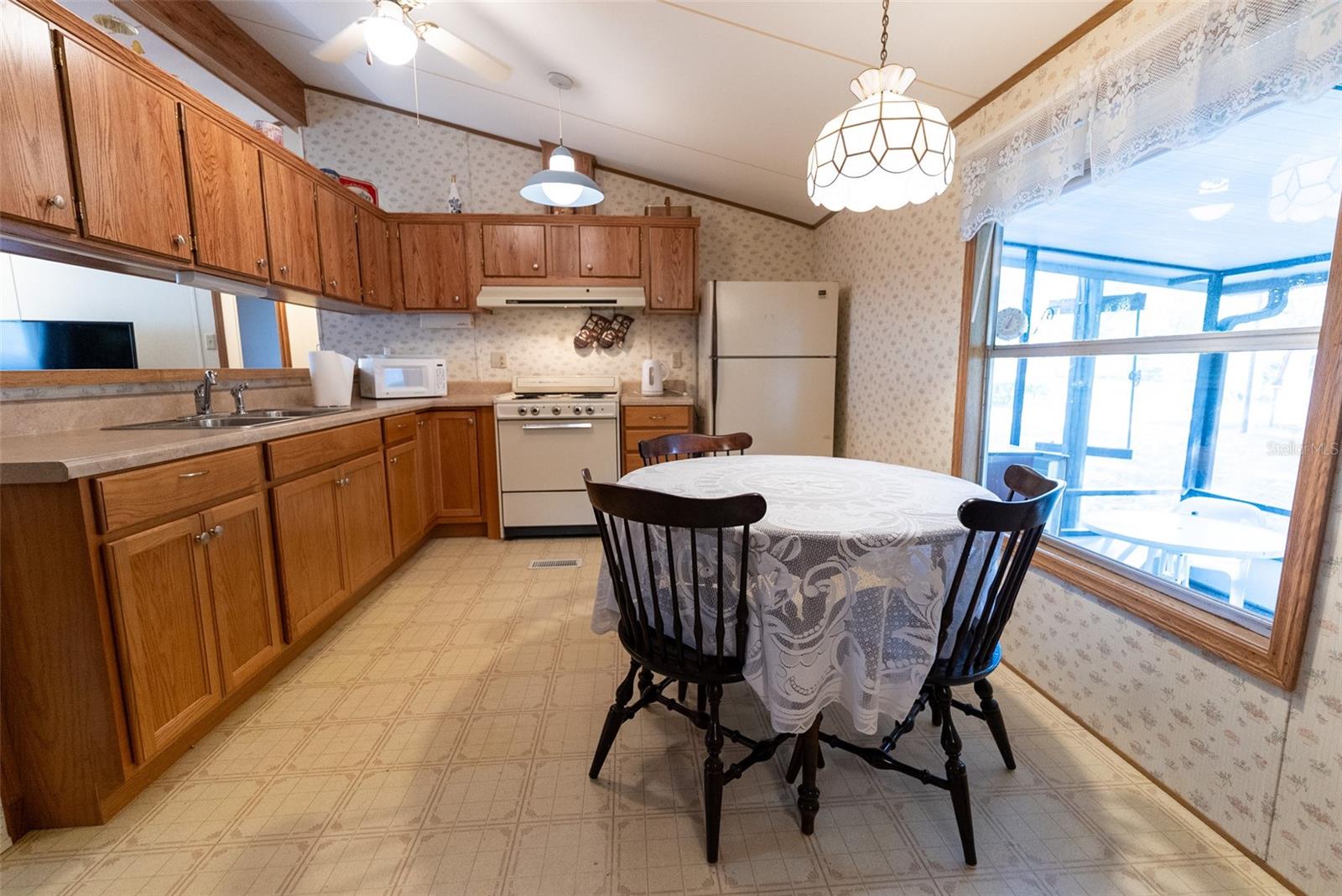 EUREKA SHORES - Residential