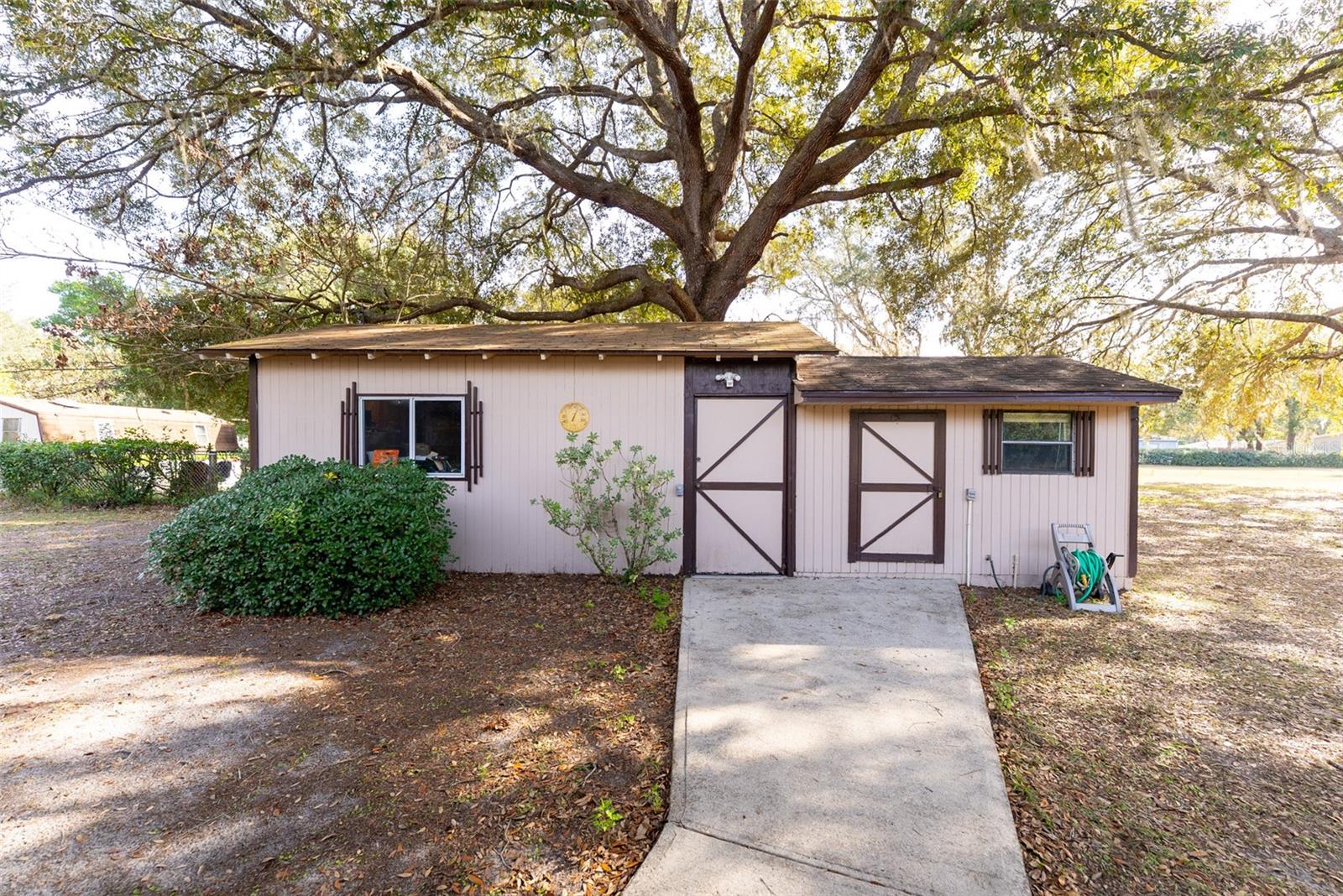 EUREKA SHORES - Residential