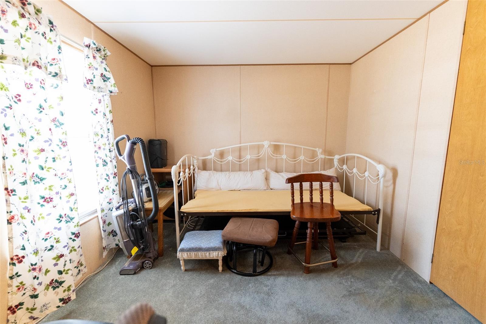 EUREKA SHORES - Residential