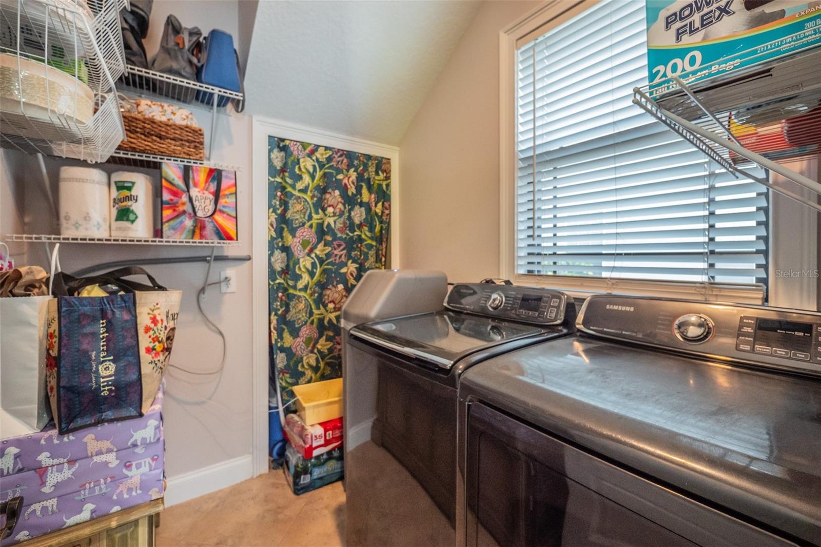 DUBSDREAD HEIGHTS - Residential