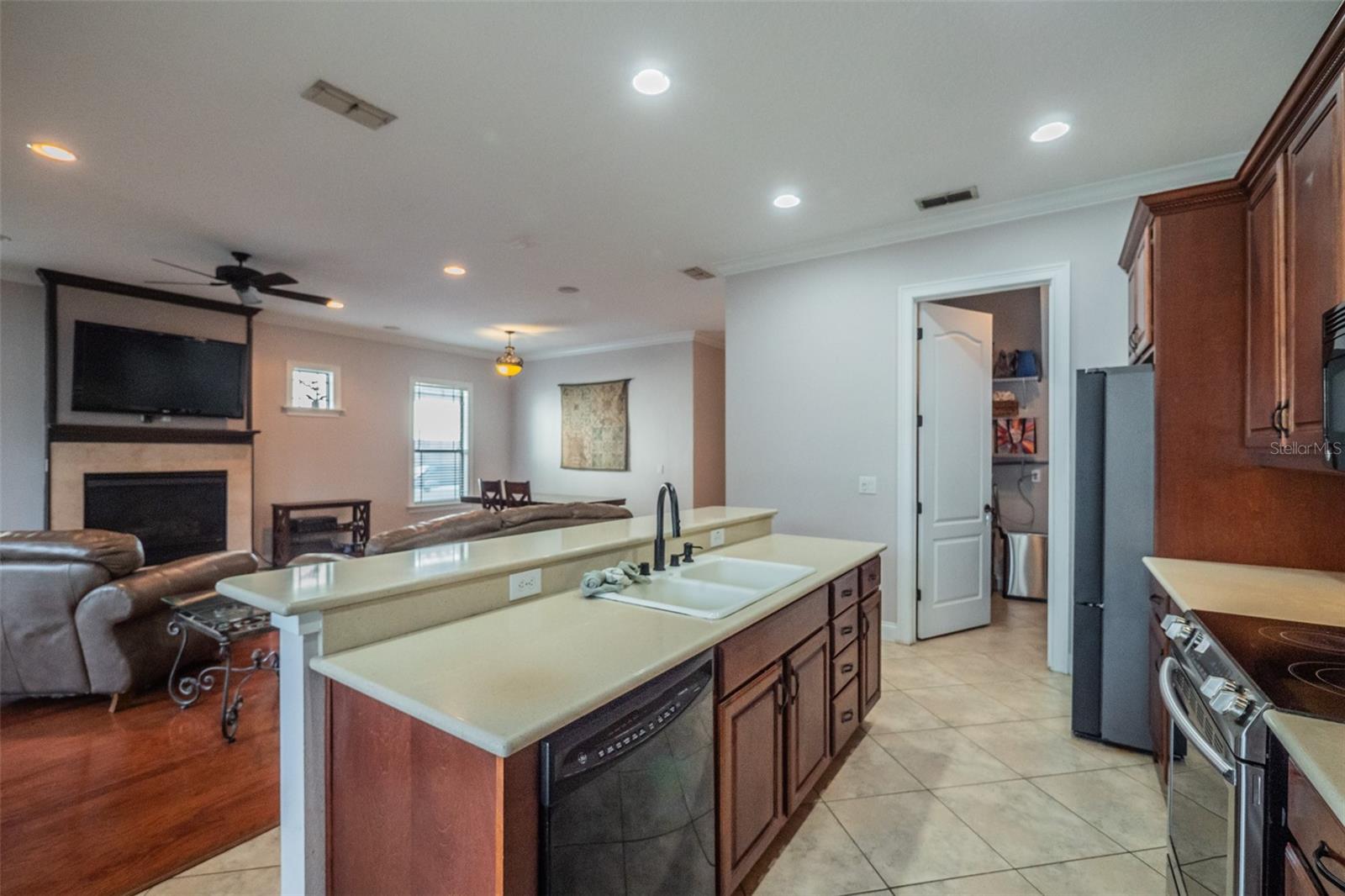 DUBSDREAD HEIGHTS - Residential