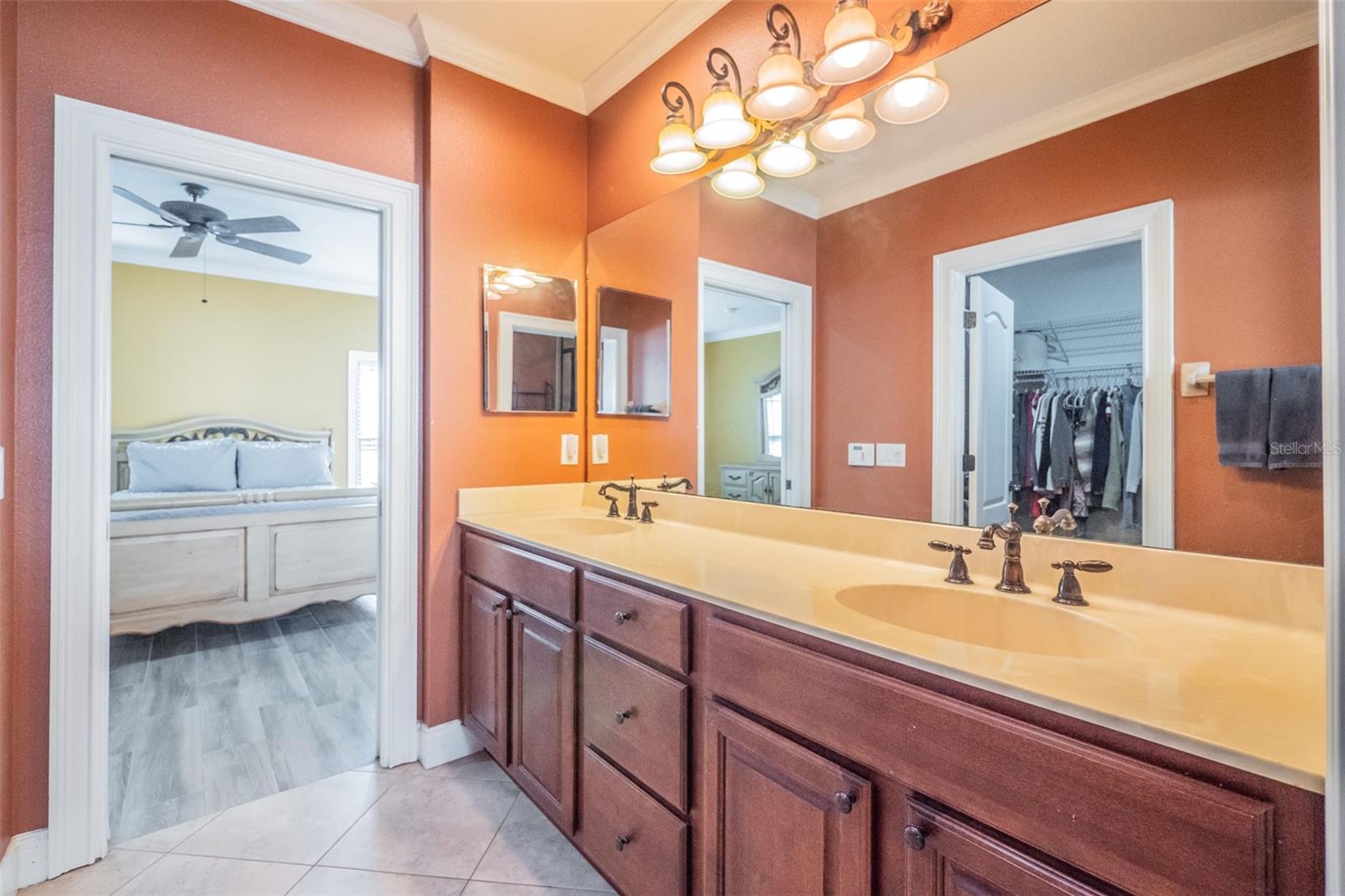 DUBSDREAD HEIGHTS - Residential