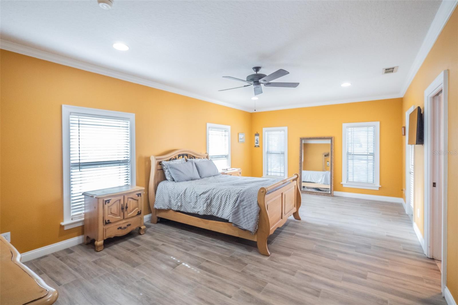 DUBSDREAD HEIGHTS - Residential