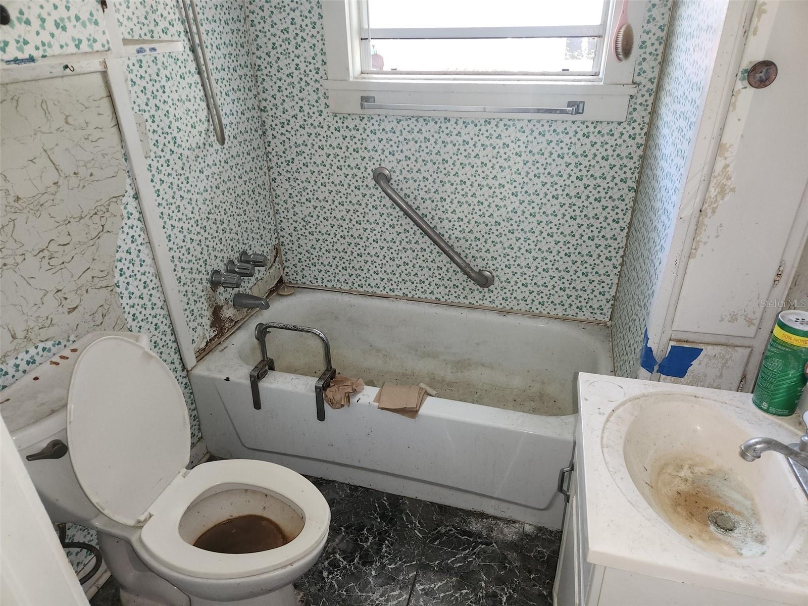 LAKE BEULAH HEIGHTS DIV 04 - Residential