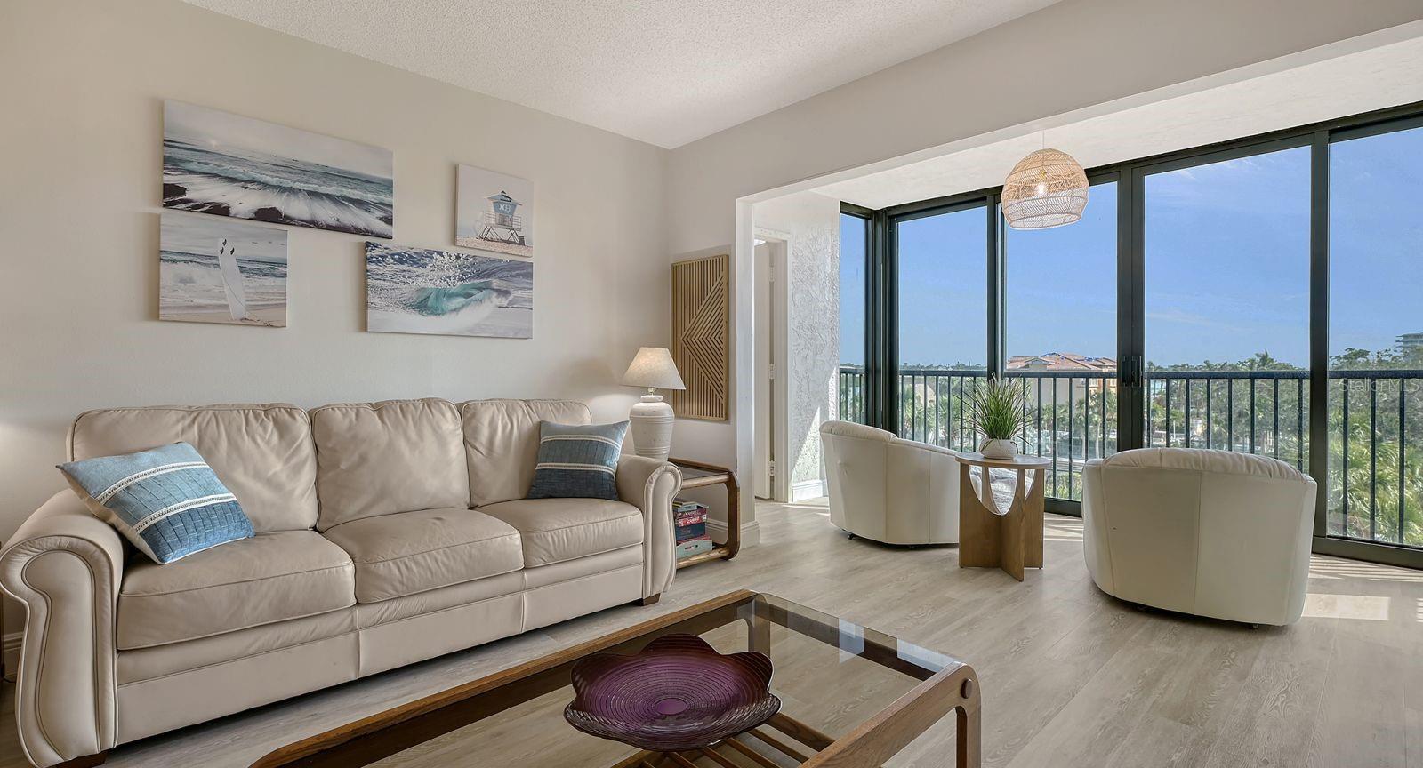 HARBOR TOWERS Y & R - Residential Lease