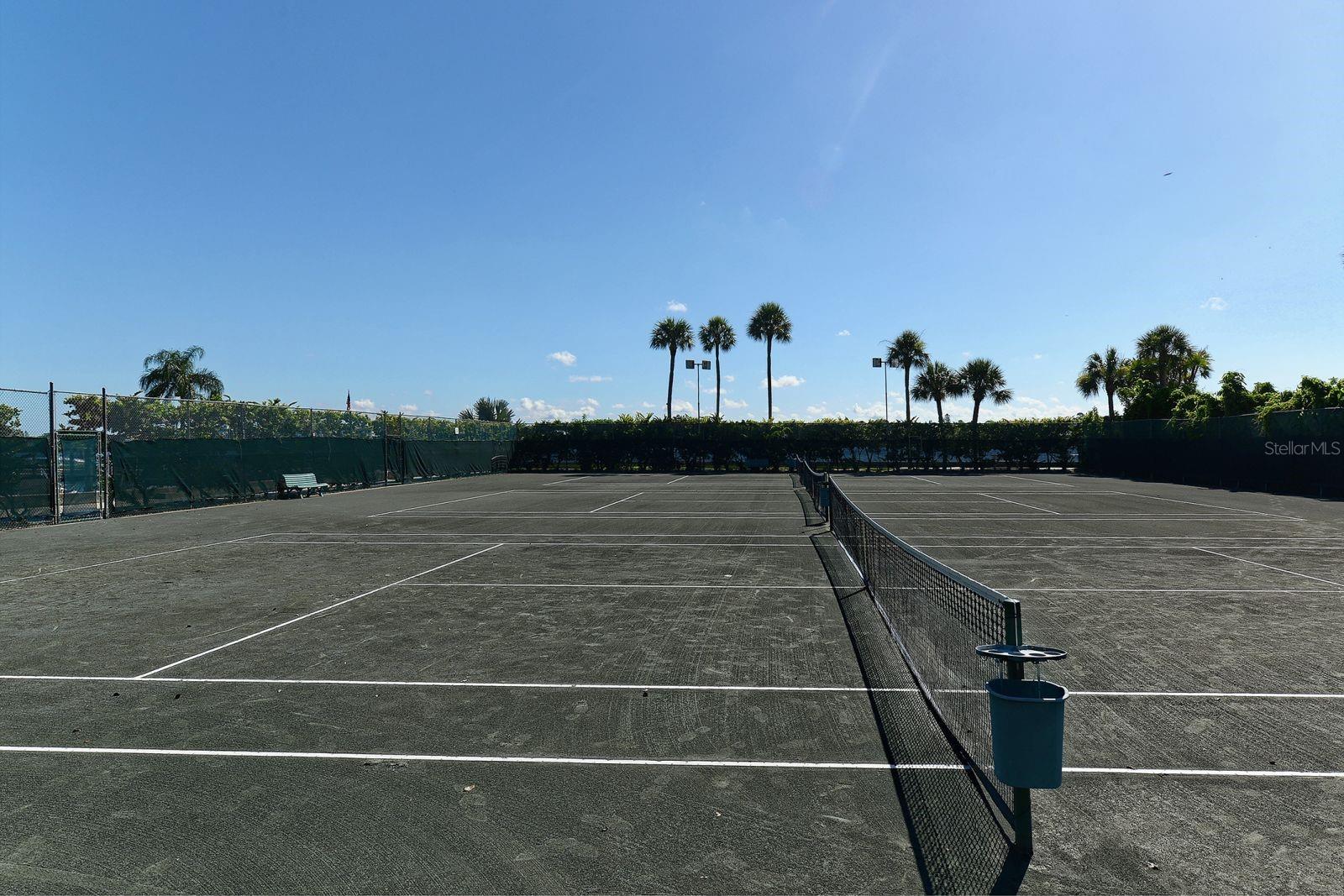 HARBOR TOWERS Y & R - Residential Lease