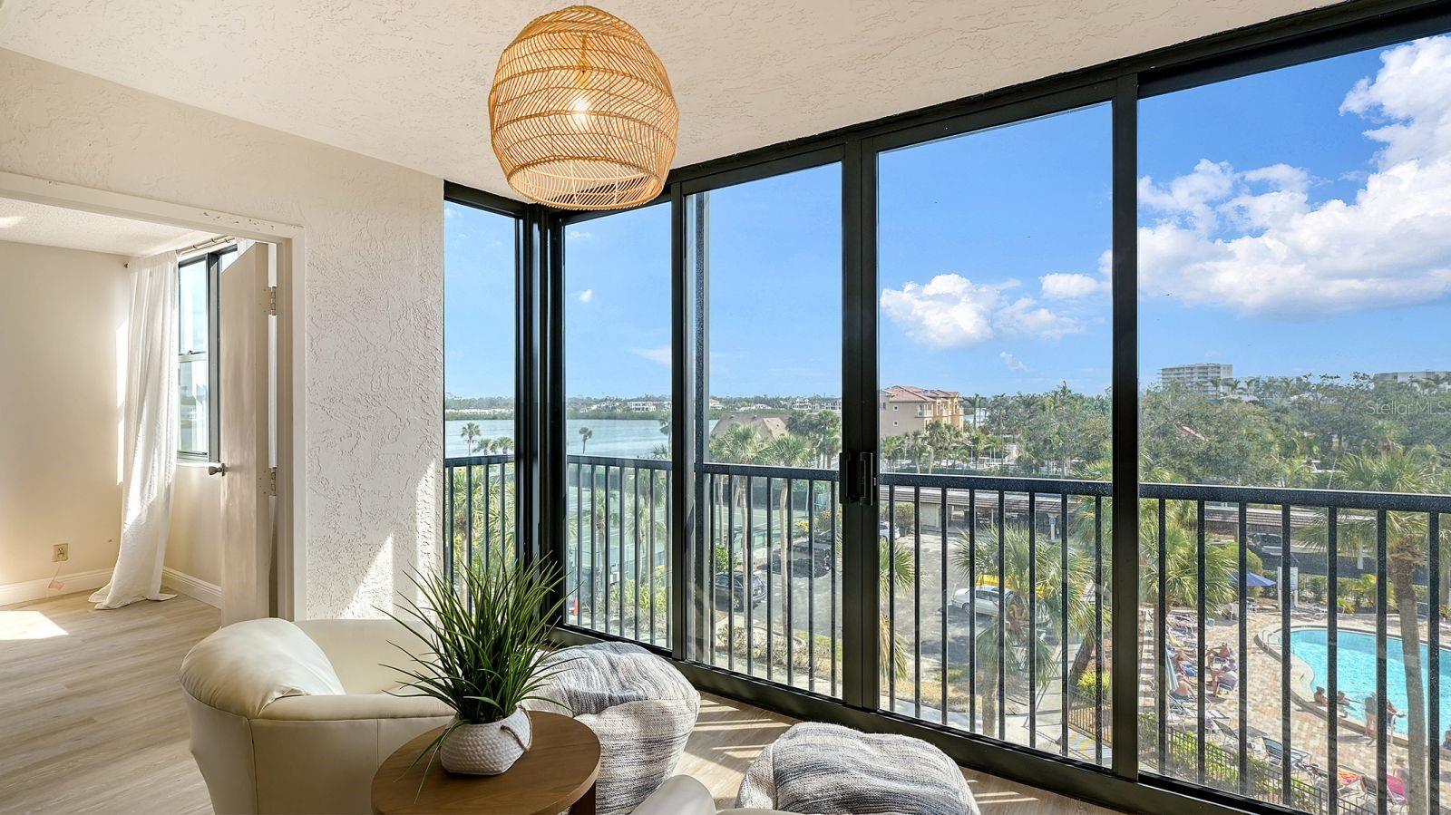 HARBOR TOWERS Y & R - Residential Lease