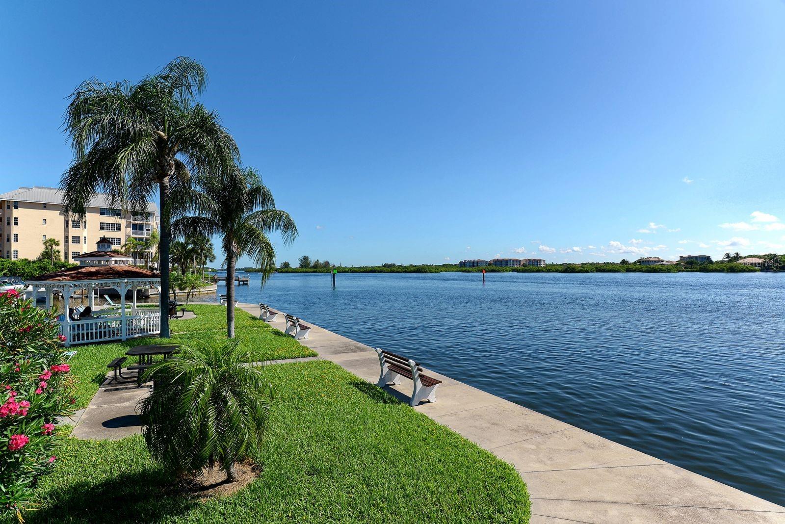 HARBOR TOWERS Y & R - Residential Lease
