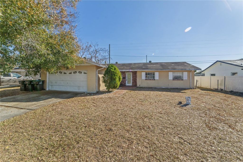 Photo of 937 Barbados Avenue, Orlando, FL 32825 (MLS # V4947397)