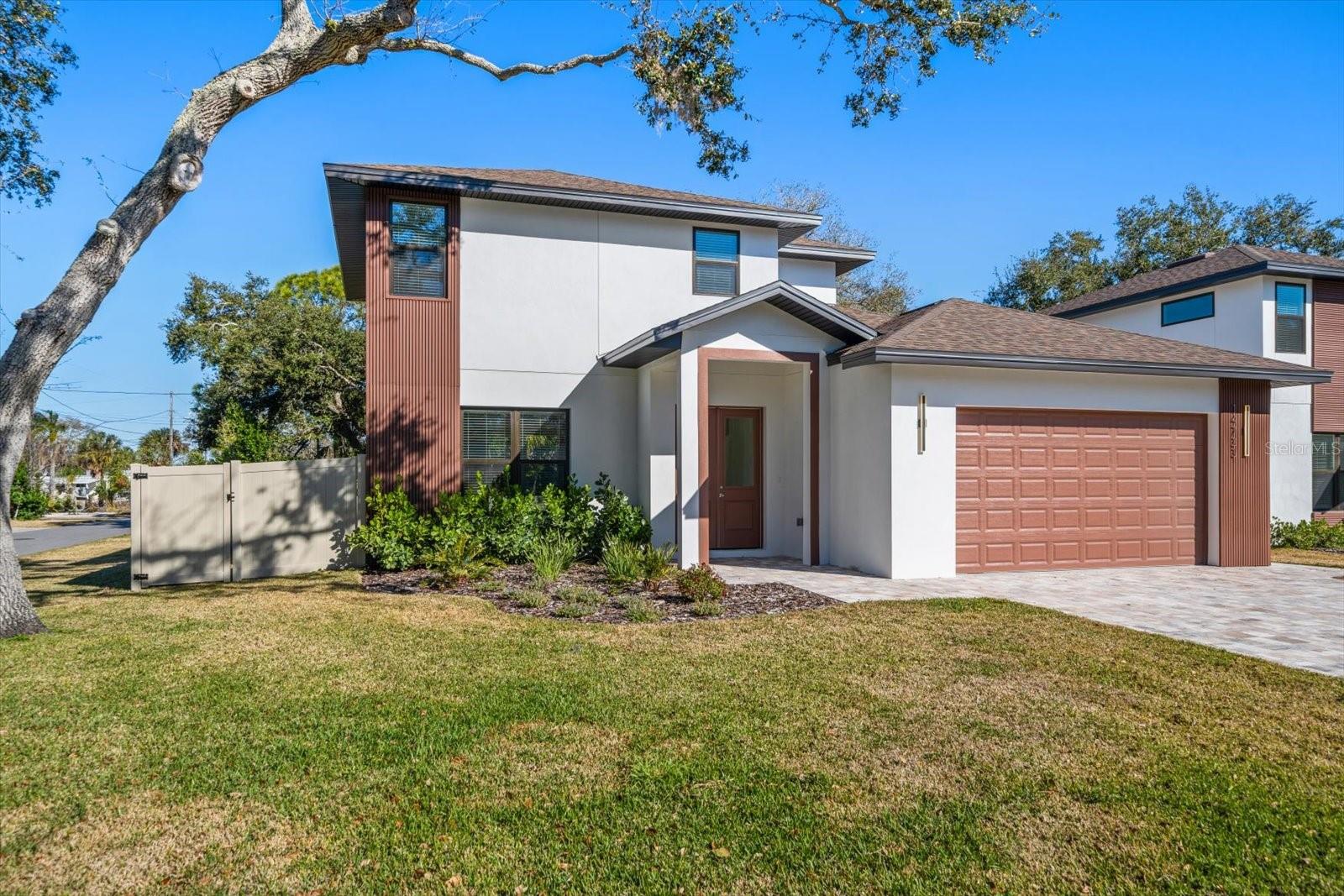 BAYVIEW ESTATES OF INDIAN ROCKS - Residential