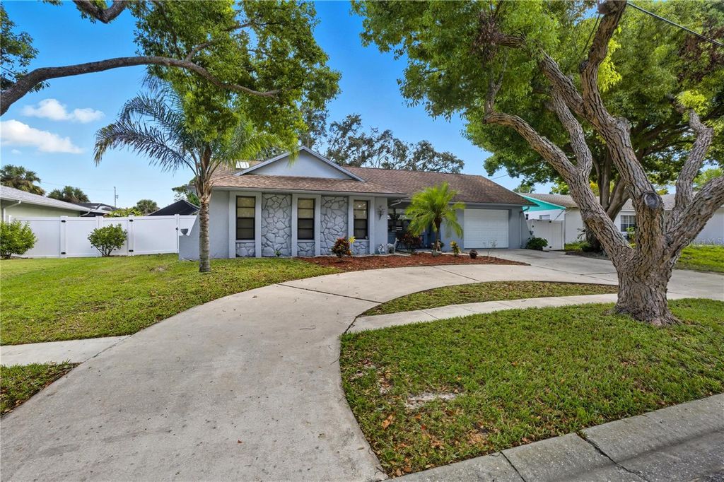 Photo of 16034 Pine Ridge Drive, Hudson, FL 34667 (MLS # TB8435917)