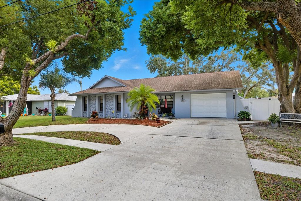Photo of 16034 Pine Ridge Drive, Hudson, FL 34667 (MLS # TB8435917)