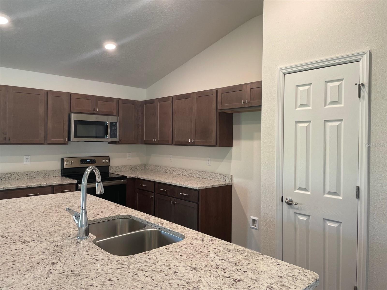 MARION OAKS UNIT 3 - Residential