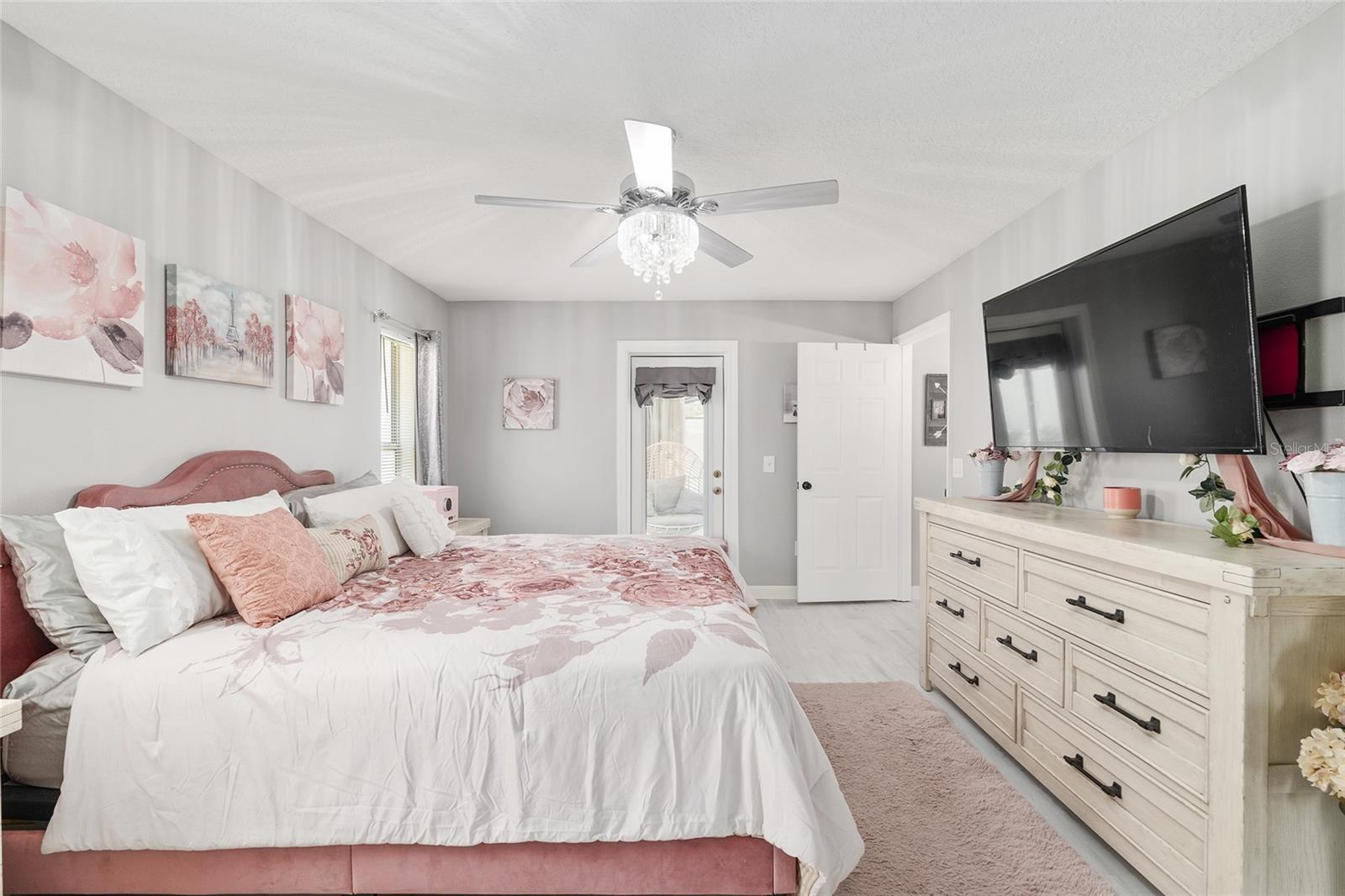 CRESTVIEW SUBD UNIT 2 - Residential