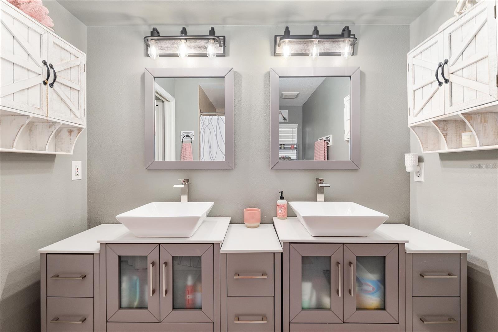 CRESTVIEW SUBD UNIT 2 - Residential