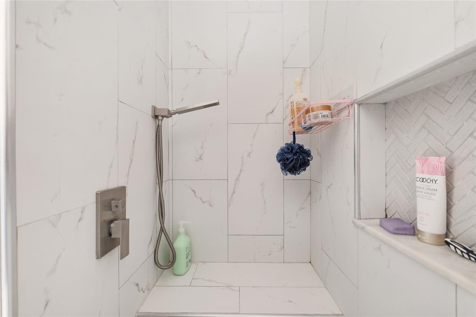 CRESTVIEW SUBD UNIT 2 - Residential