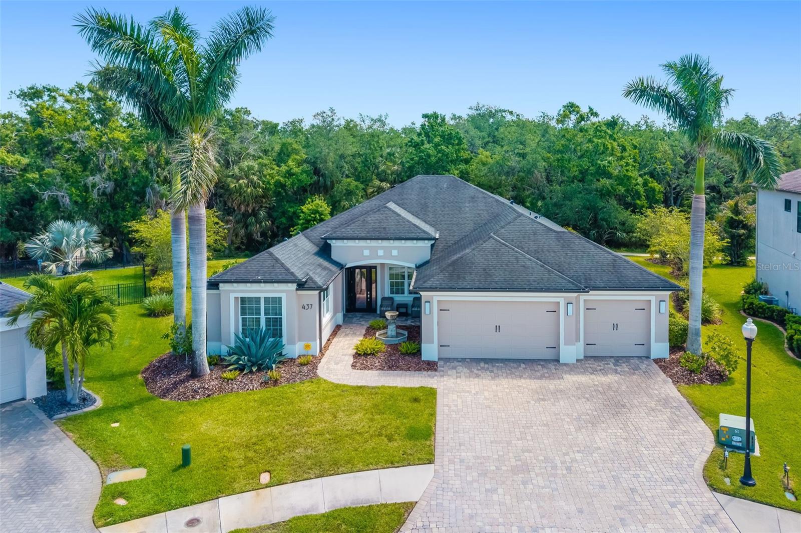 437 CHANTILLY TRAIL