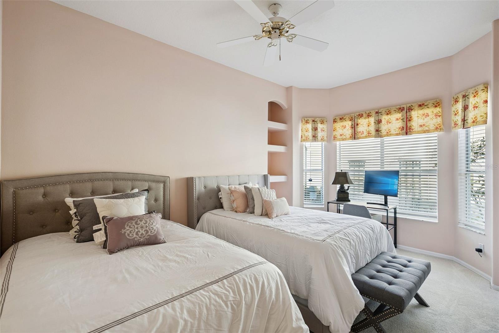 DIAMOND HILL AT SWEETWATER COUNTRY CLUB - Residential