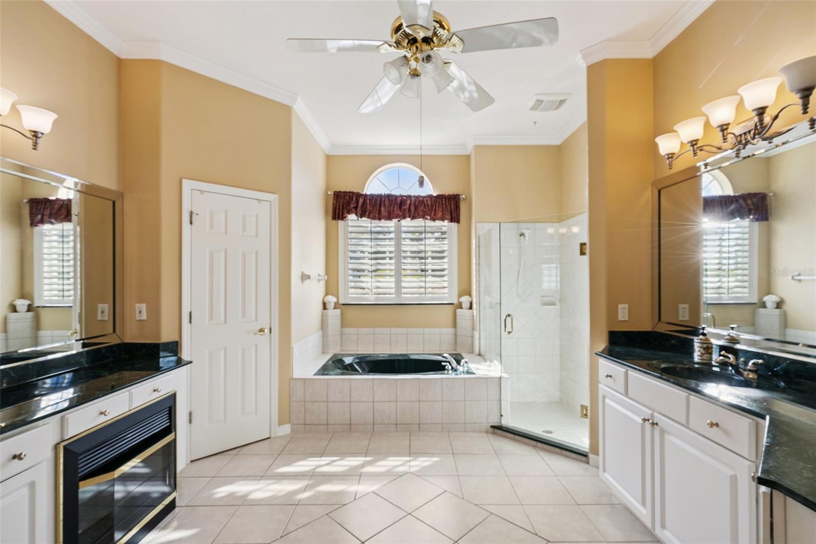 DIAMOND HILL AT SWEETWATER COUNTRY CLUB - Residential