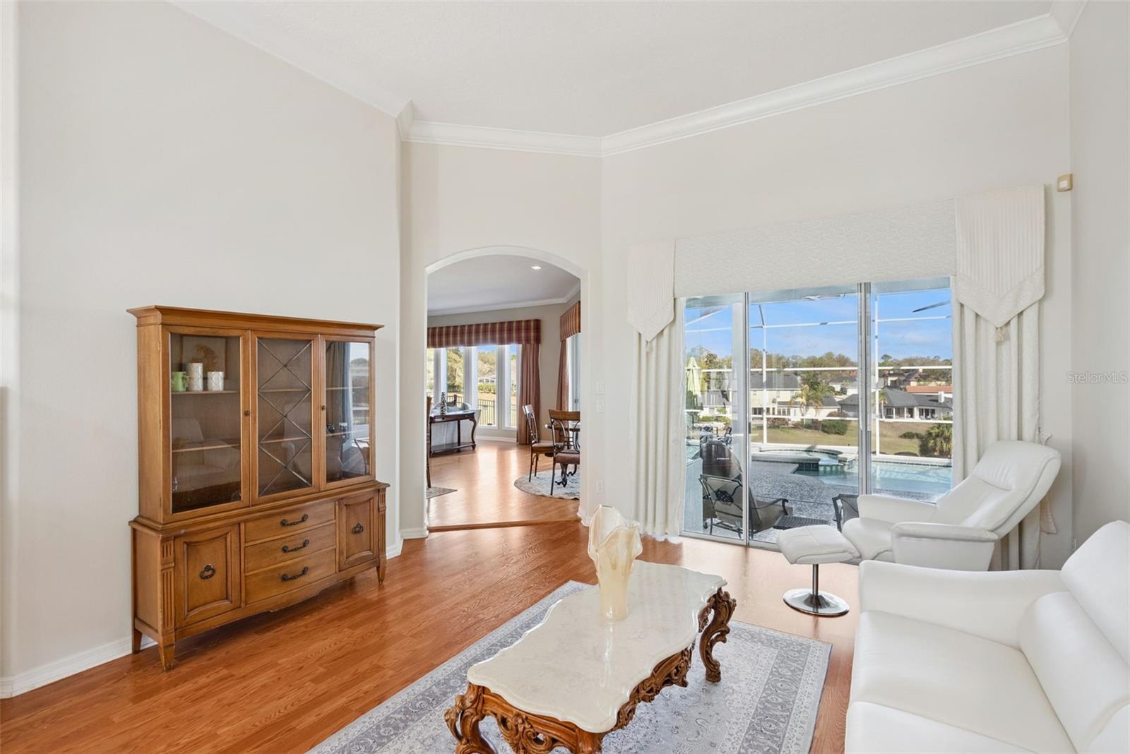 407 MAJESTIC OAK DRIVE