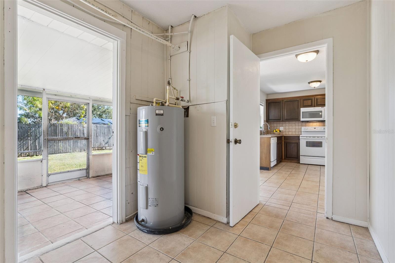 QUAIL TRAIL ESTATES - Residential