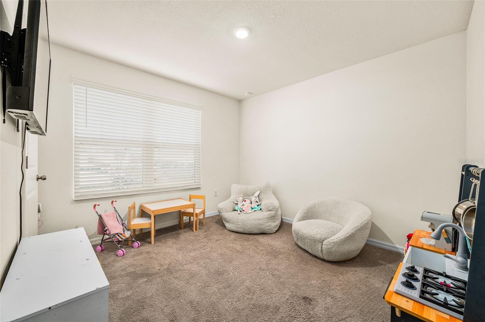 AVALON WOODS PH 1A PB 37 PG 70 - Residential