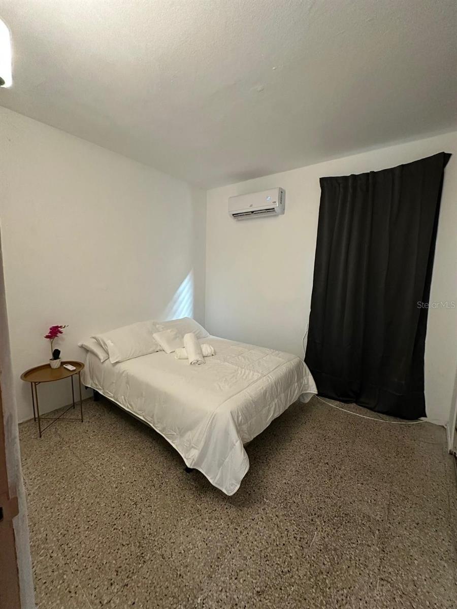 VILLA PALMERAS - Residential