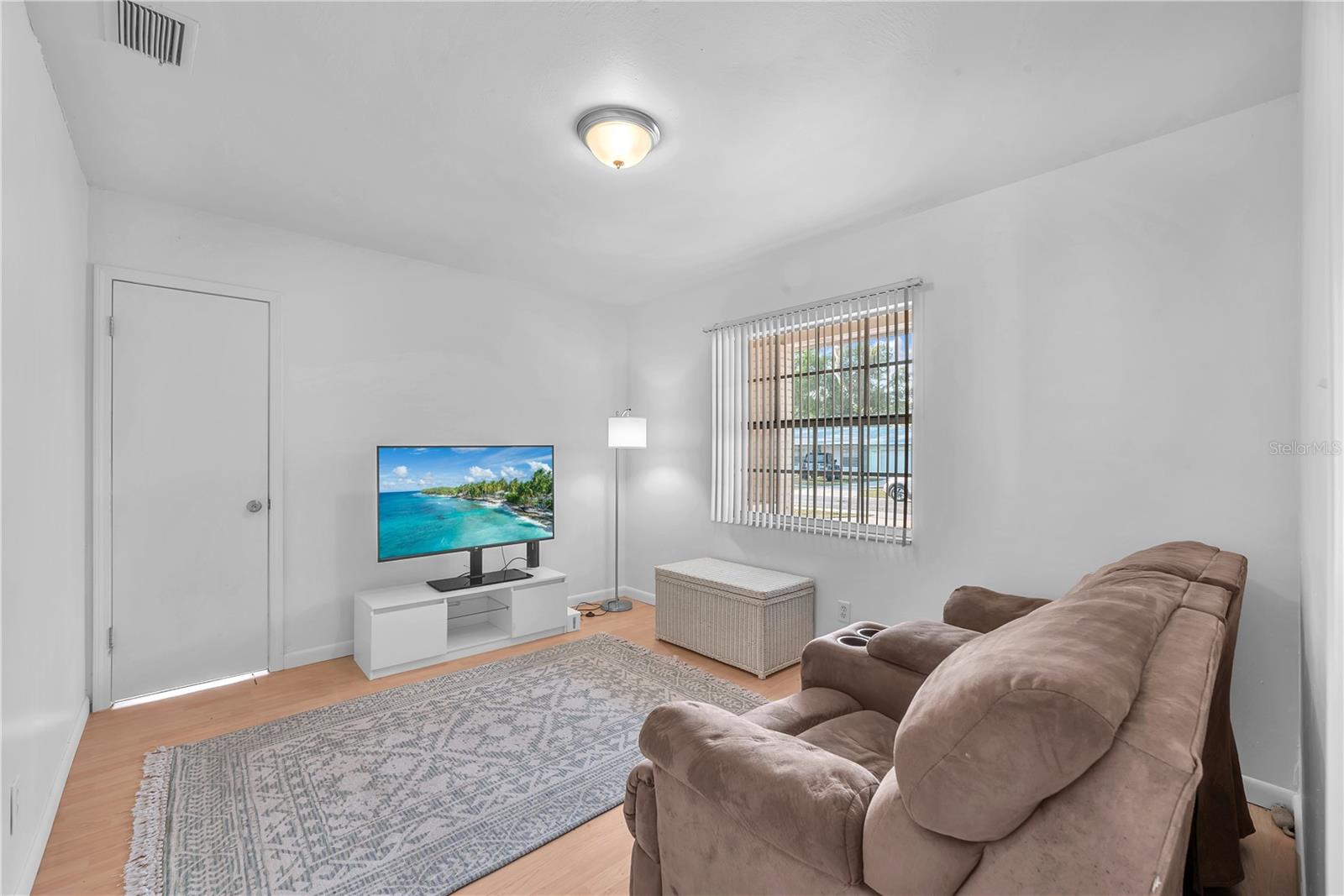 SOUTHWOOD HILLS UNIT 02 - Residential