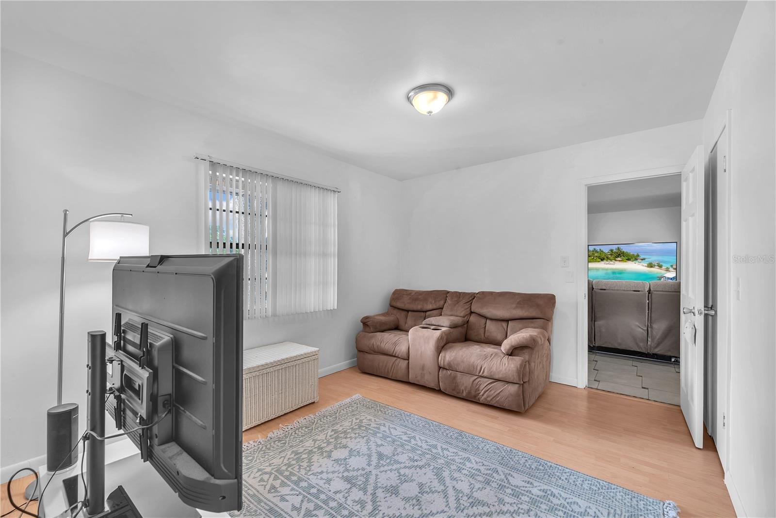 SOUTHWOOD HILLS UNIT 02 - Residential